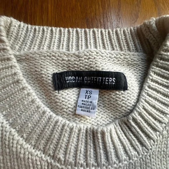Urban Outfitters Cream Crew Neck Sweater - Picture 2 of 6